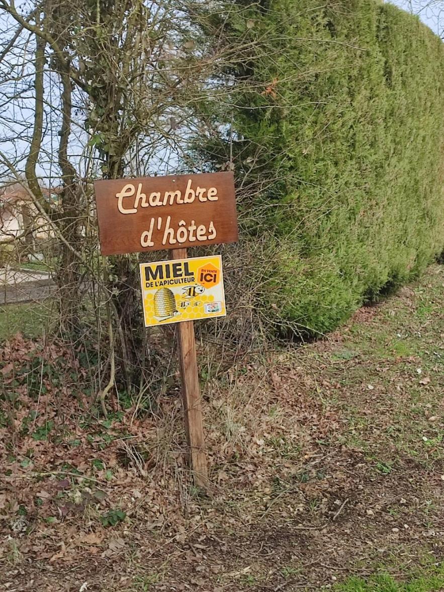 Chambre D'Hotes A La Campagne "Le Coudry" Serley Eksteriør bilde